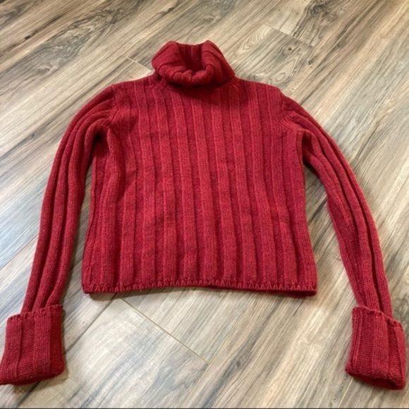 Banana Republic Merino wool ribbed knit sweater - Picture 2 of 5